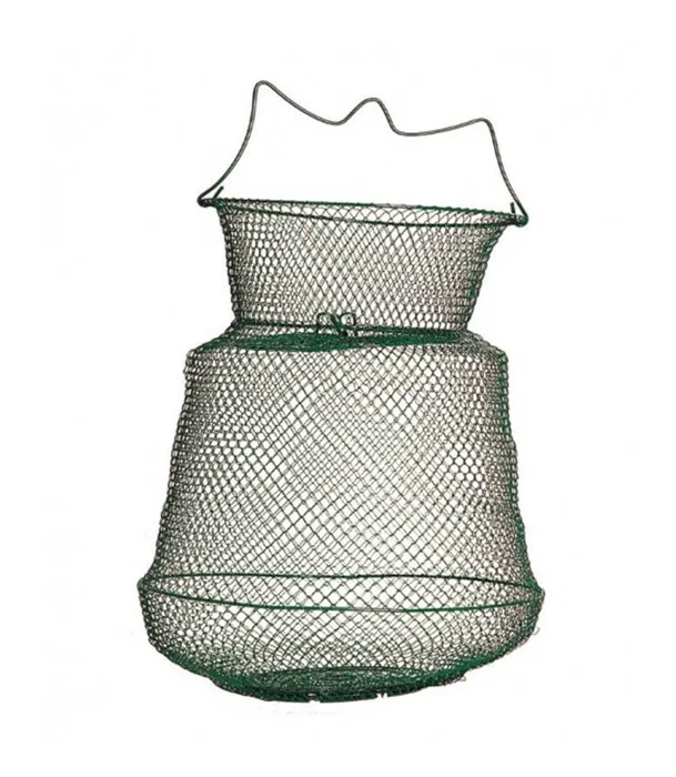 Bourriche de pêche en filet montée sur des cercles métalliques